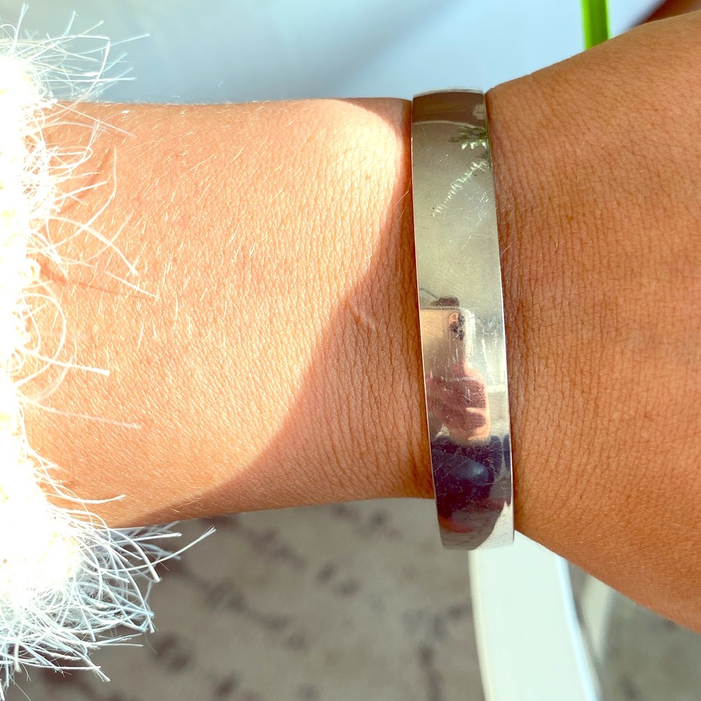 KATE SPADE “Look For The Silver Lining” Bangle